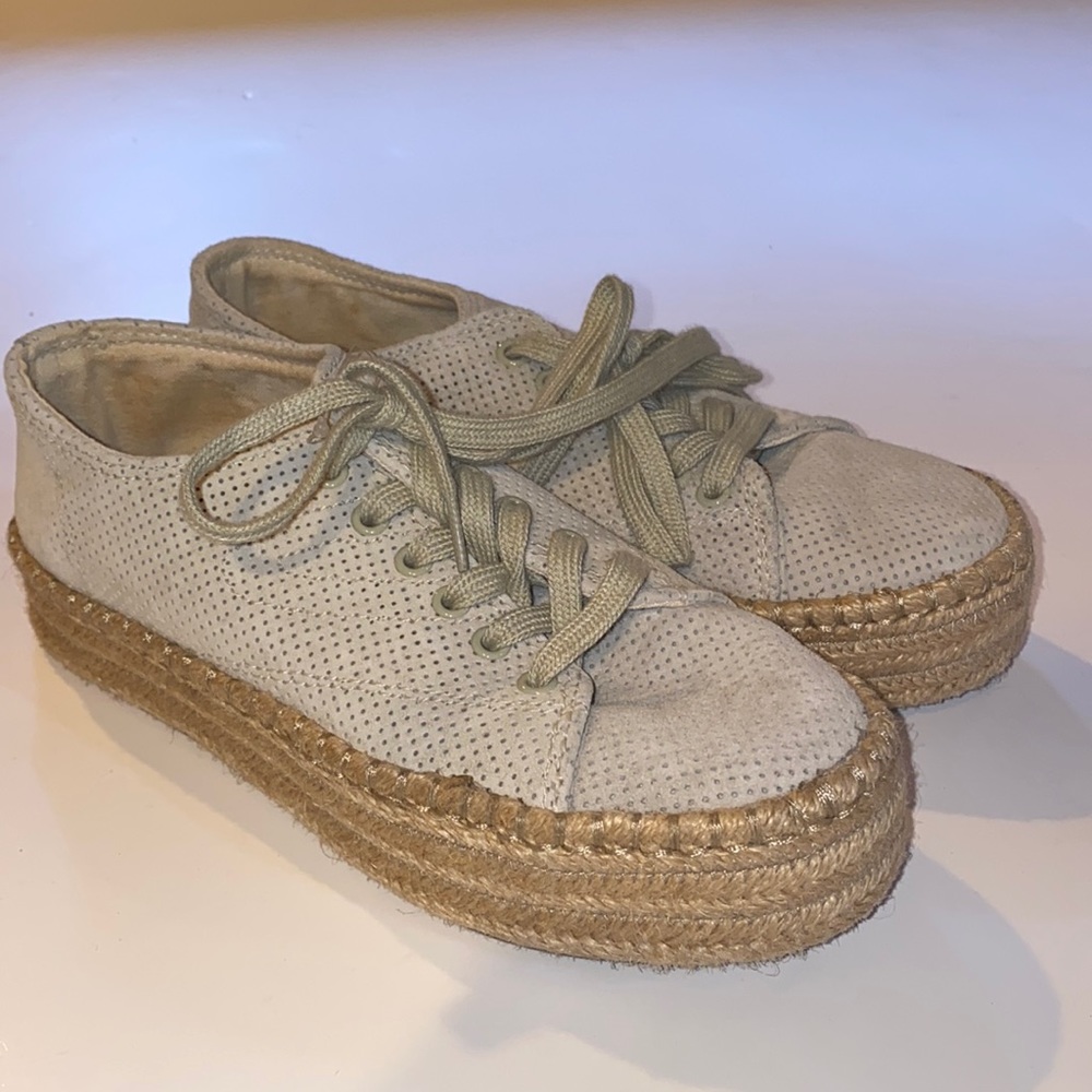 Tretorn perforated suede sneaker